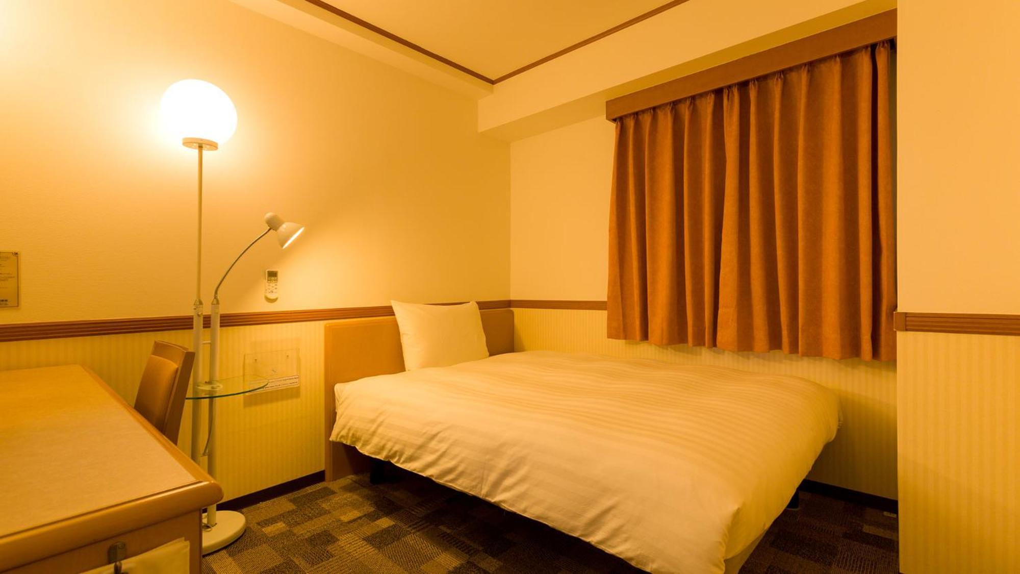 Toyoko Inn Kagoshima Temmonkan No 2 Room photo
