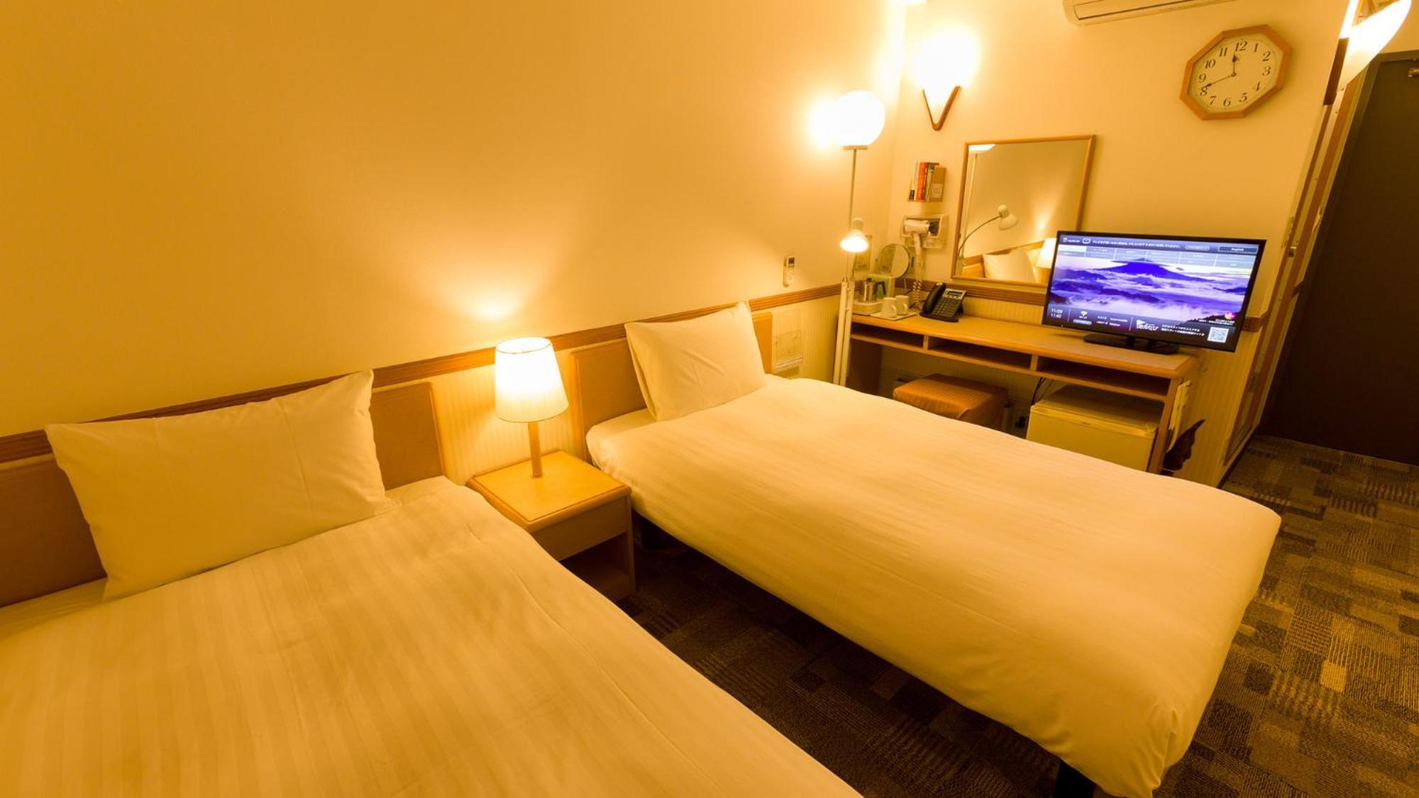 Toyoko Inn Kagoshima Temmonkan No 2 Room photo